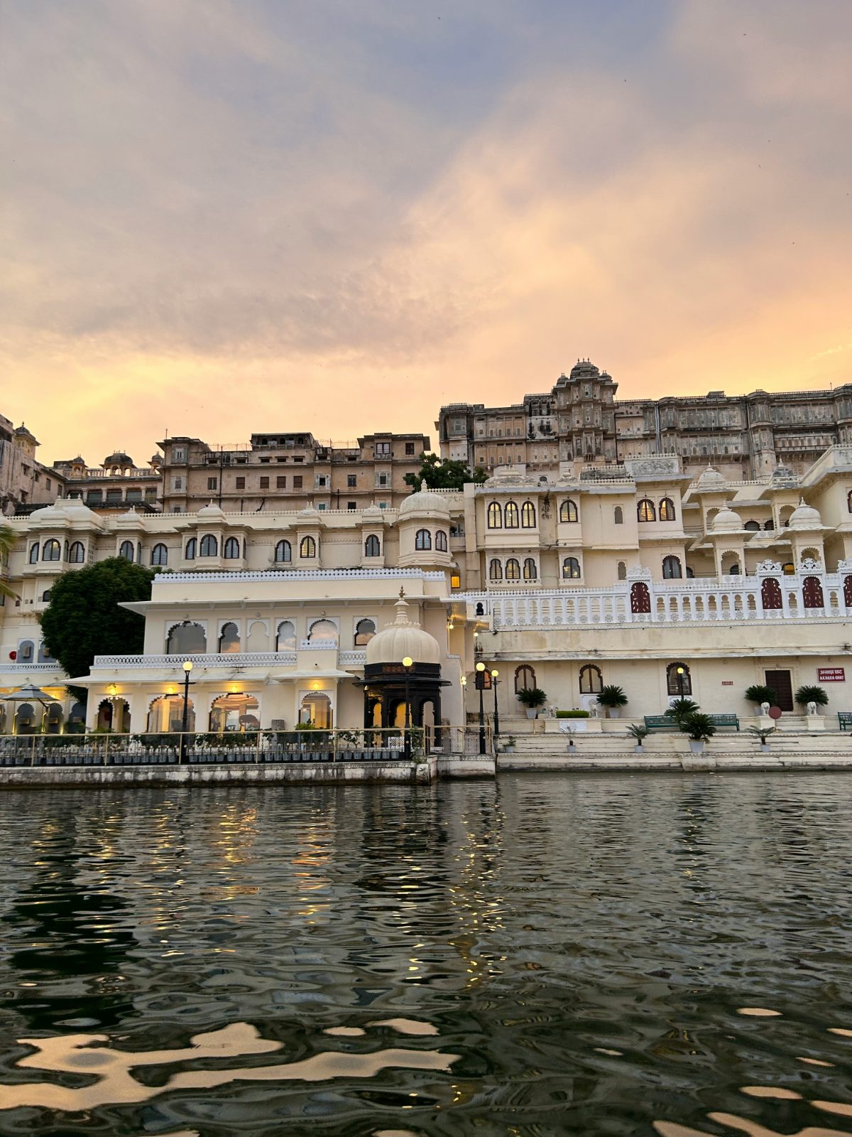 Udaipur: The Lake City Made for Weddings